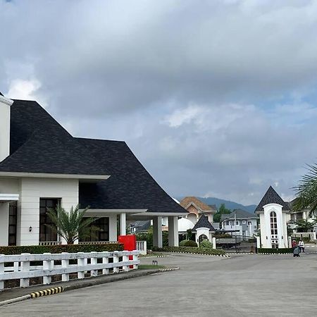 Cozy Home At A Private Subdivision Abucay Exterior photo